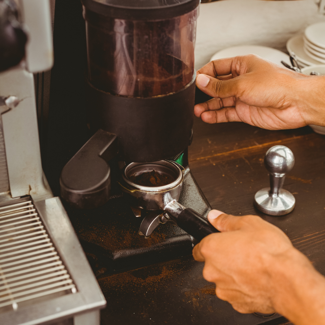 Comodato de máquina de café para escritórios pequenos – Solução prática e sem investimento