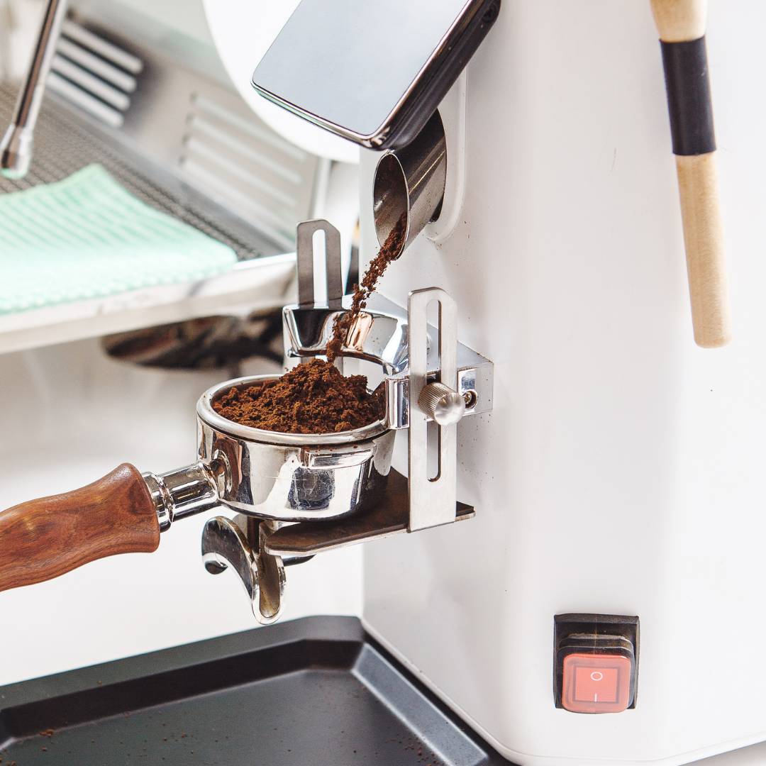 Comodato de máquina de café para recepção corporativa – Zily