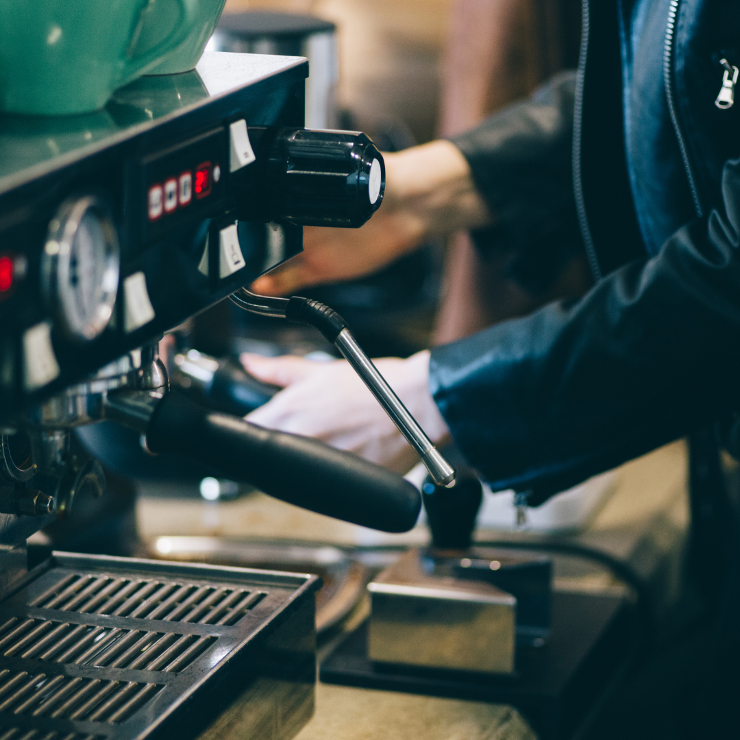 Aluguel de máquina de café para recepção | Zily Café